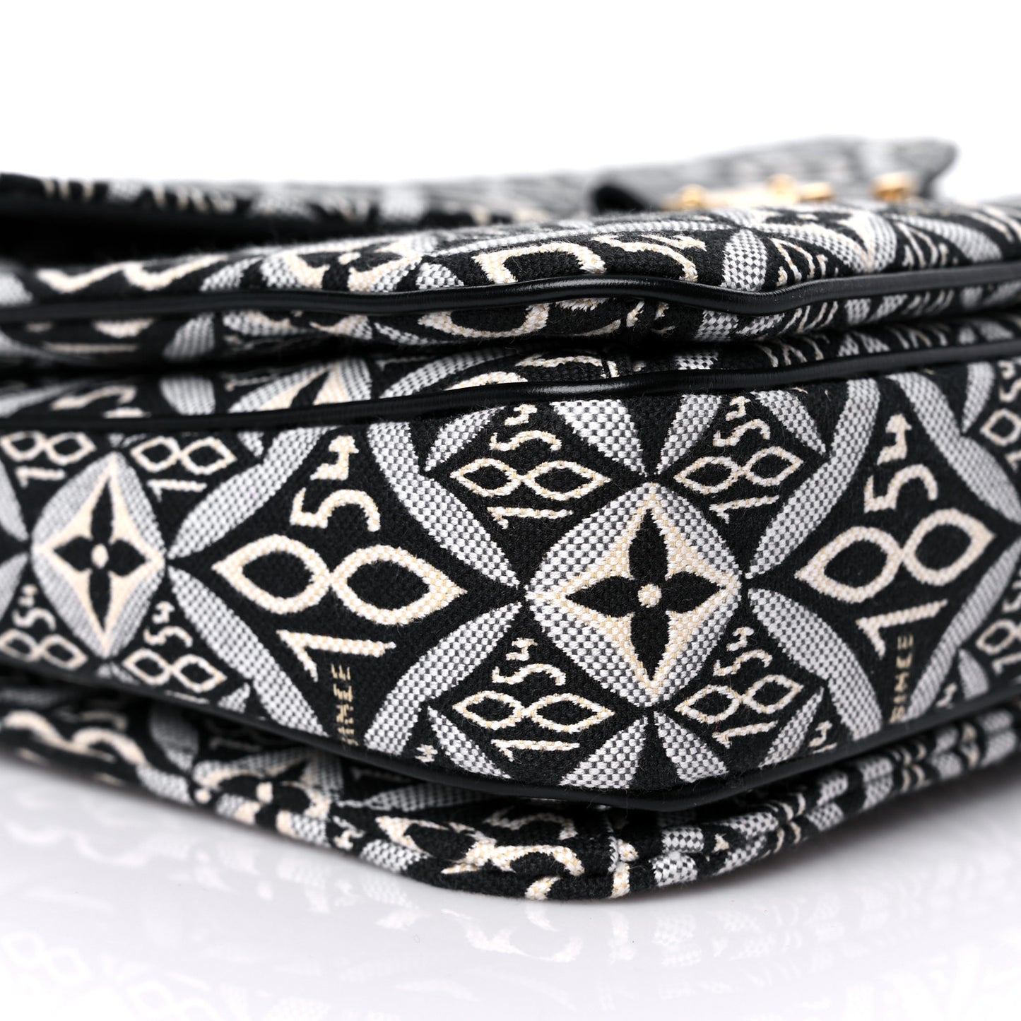 Jacquard Since 1854 Pochette Metis Grey