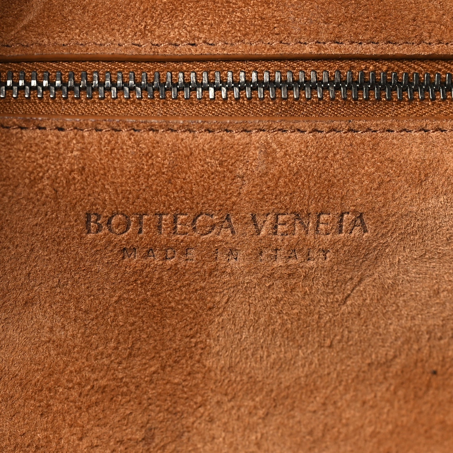 Calfskin Maxi Intrecciato Arco Briefcase Black