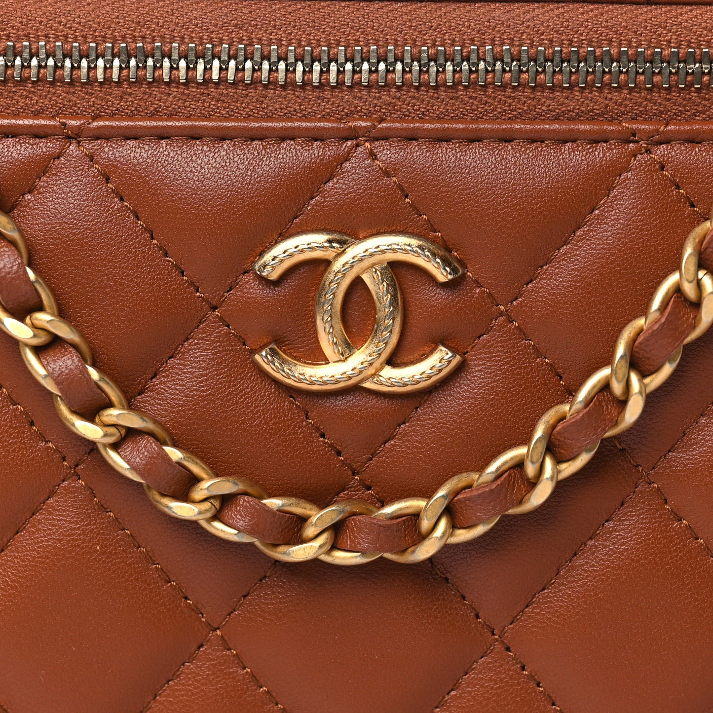 Lambskin Quilted Metal Twist Small Top Handle Vanity Case With Chain Brown