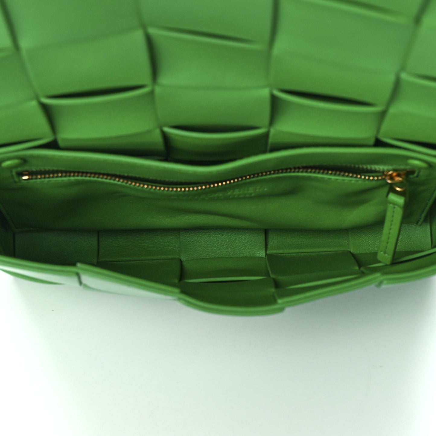 Brushed Calfskin Maxi Intrecciato Cassette Crossbody Bag Parakeet