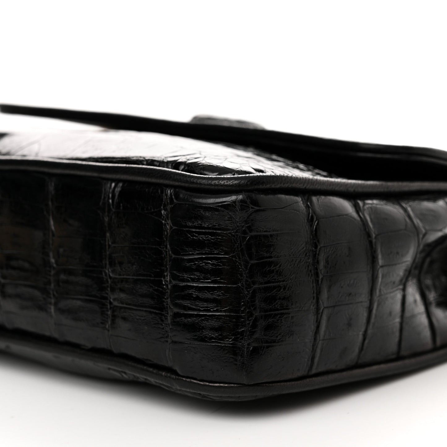 Shiny Crocodile Flap Black