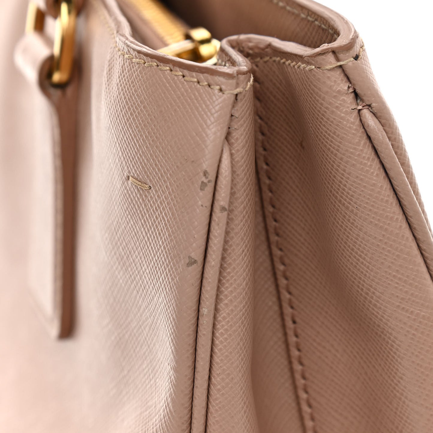 Saffiano Medium Galleria Double Zip Tote Cammeo