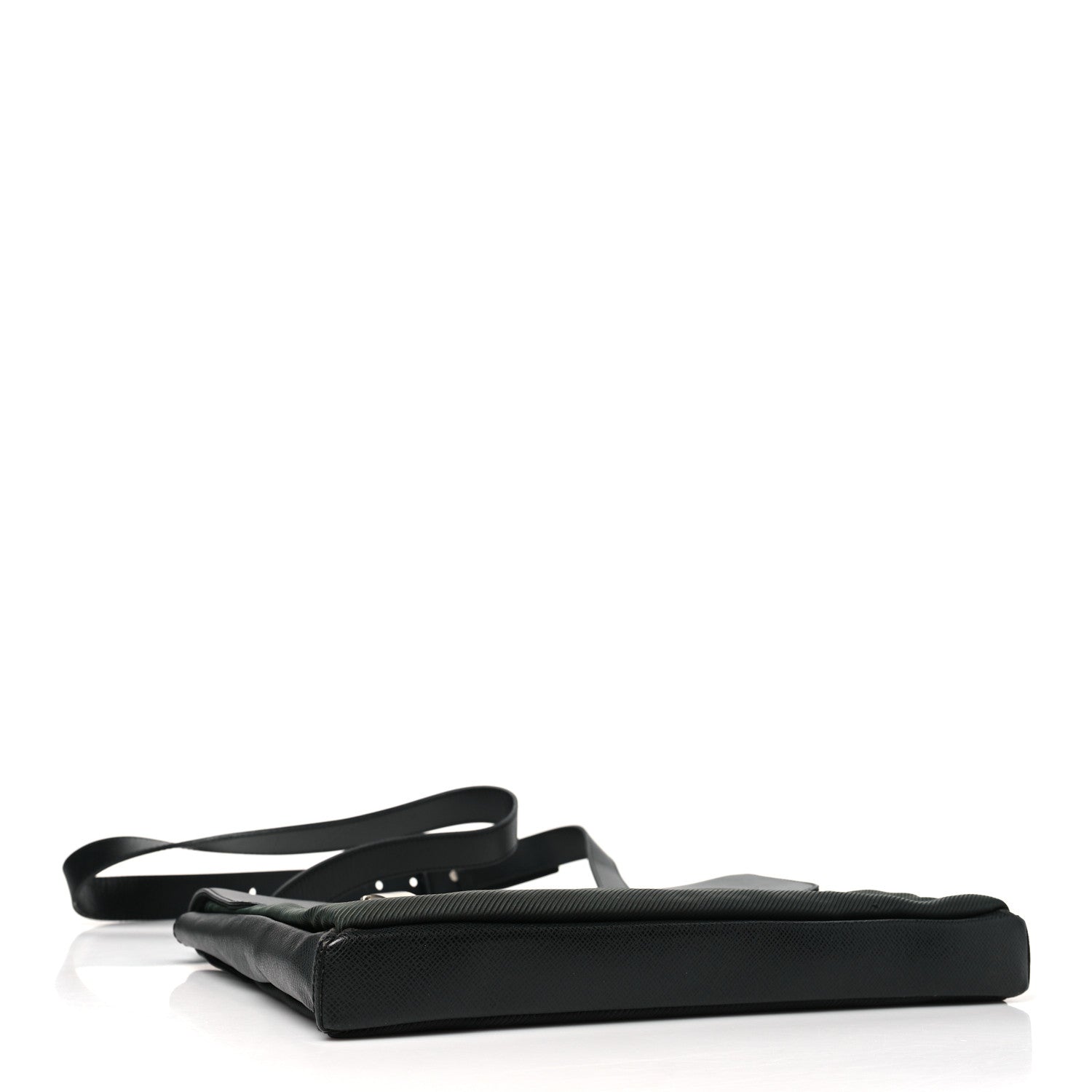 Louis Vuitton Taiga Saratov GM Epicea 4 of 11