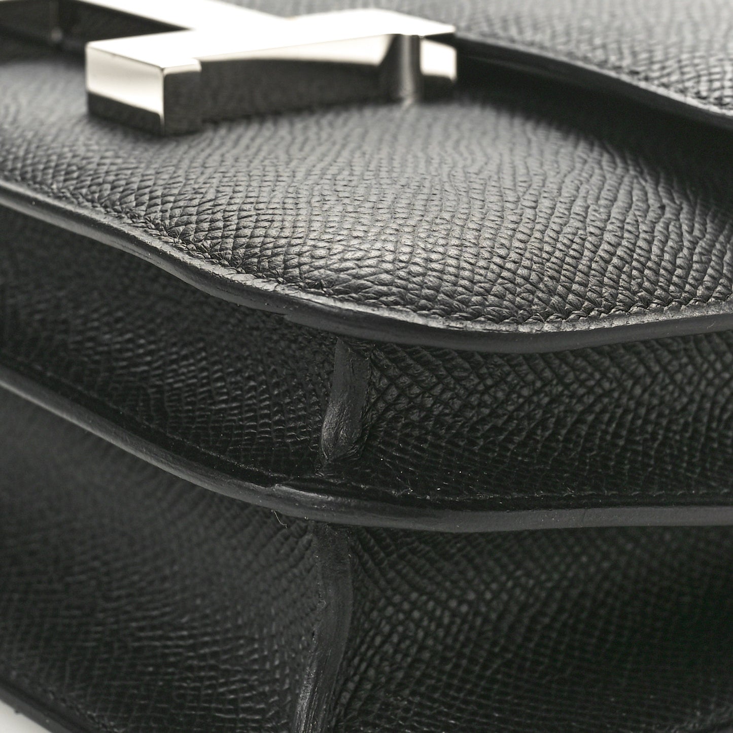 Epsom Constance 18 Black