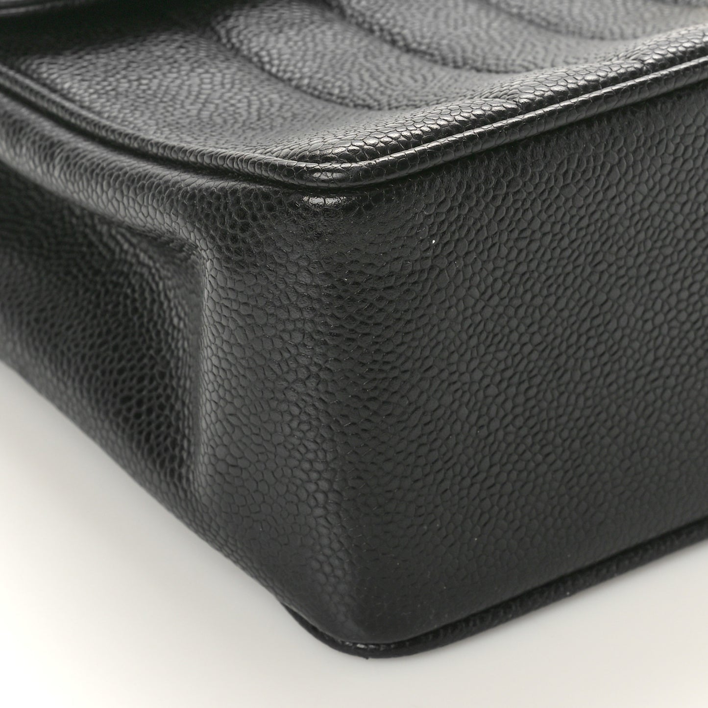 Caviar Vertical Quilted Jumbo Single Flap Black
