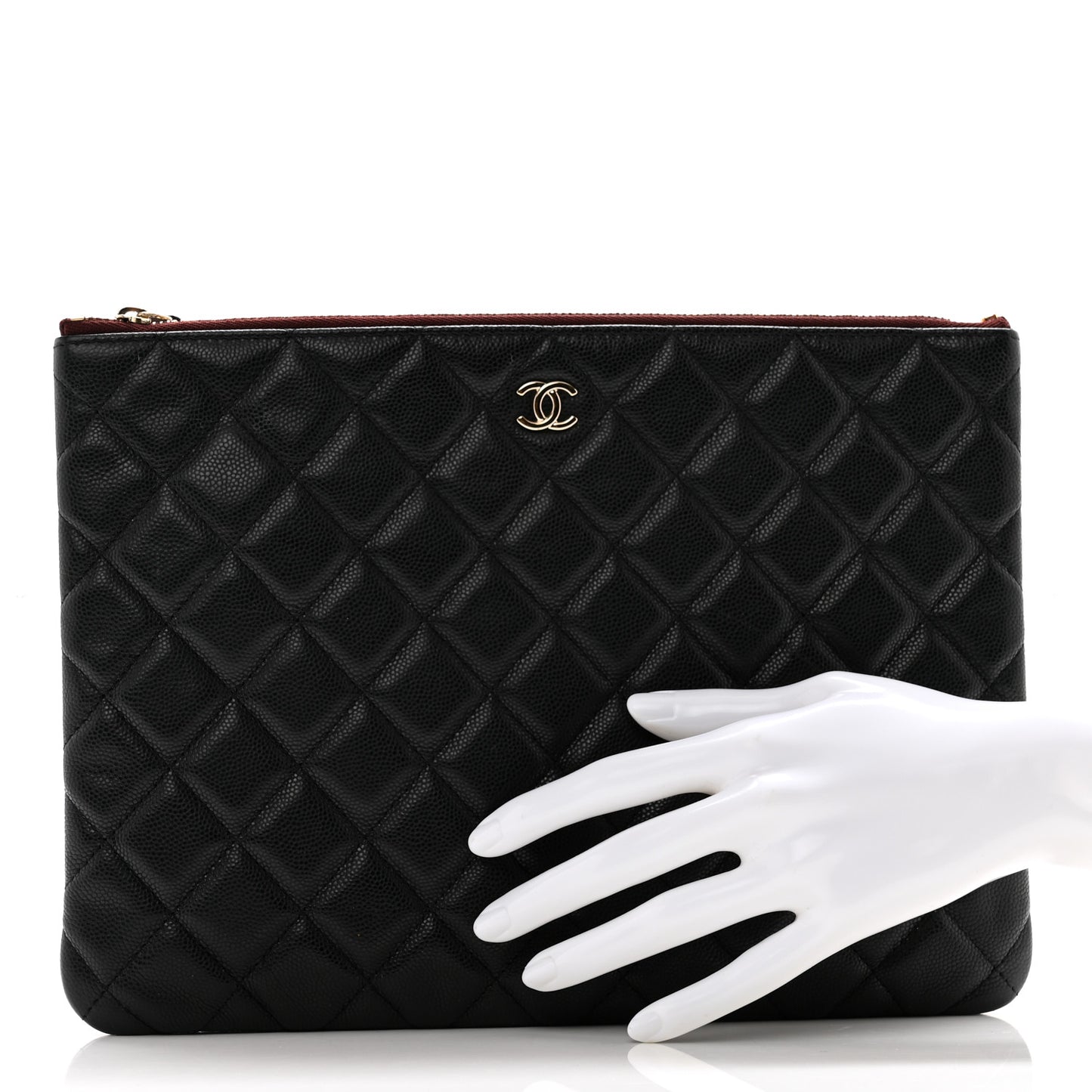 Caviar Quilted Medium Cosmetic Case Black