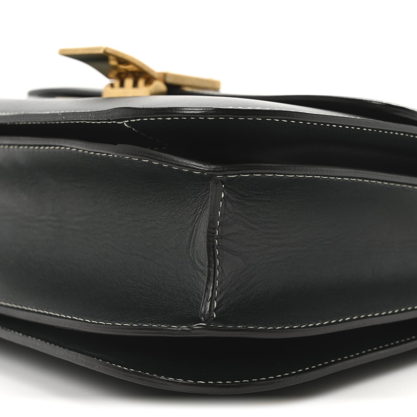 Box Calfskin Medium Classic Box Flap Bag Amazone
