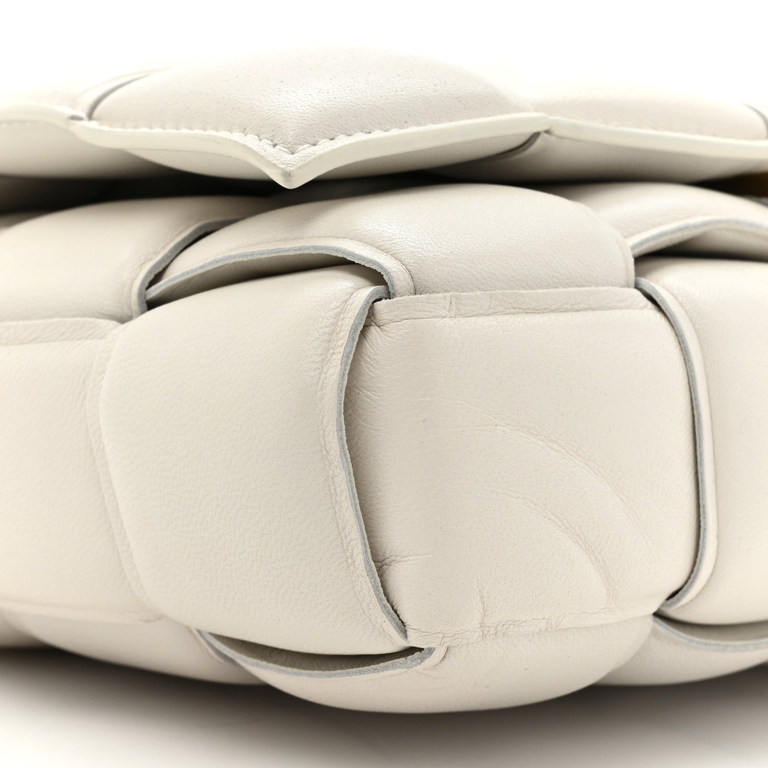 Bottega Veneta Lambskin Maxi Intreccio Padded Chain Cassette Crossbody Bag White 8 of 14