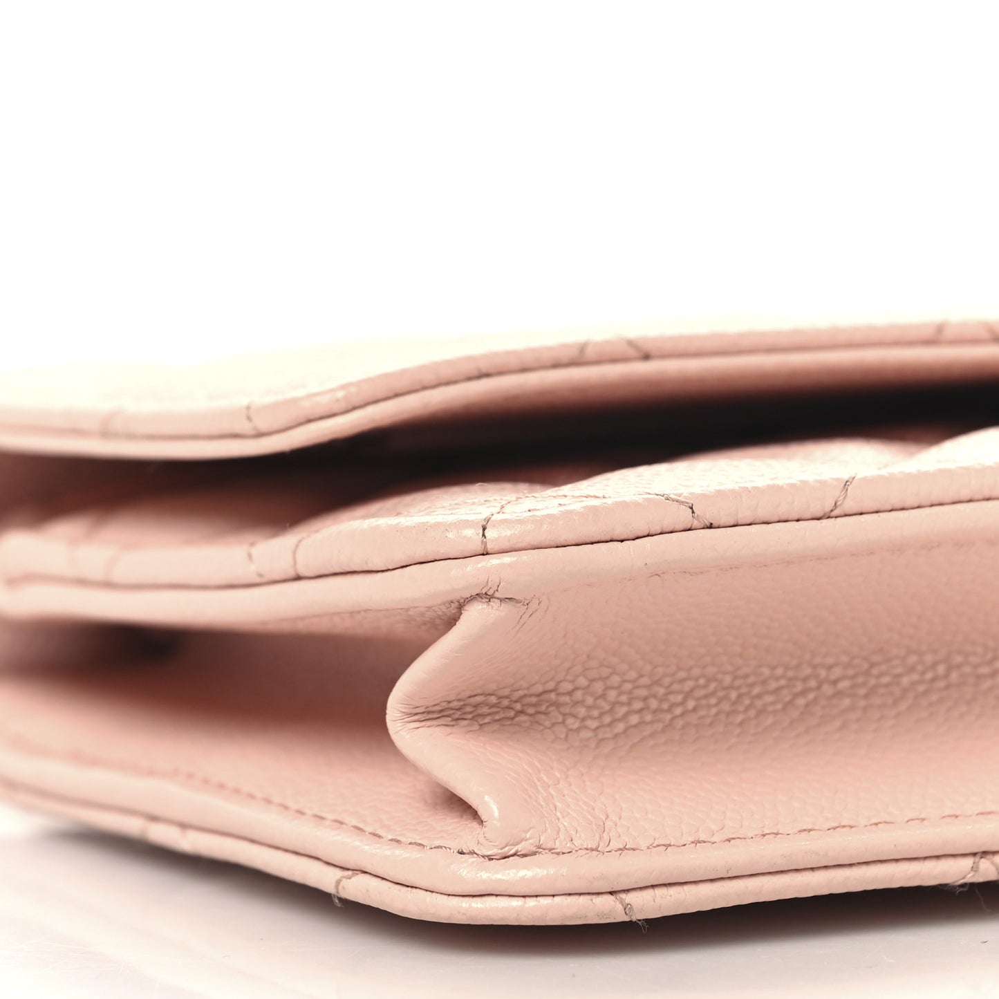 Caviar Quilted Wallet on Chain WOC Light Pink
