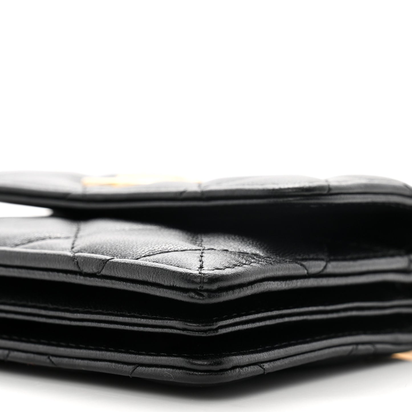 Lambskin Quilted Pearl Crown Clutch With Chain Black