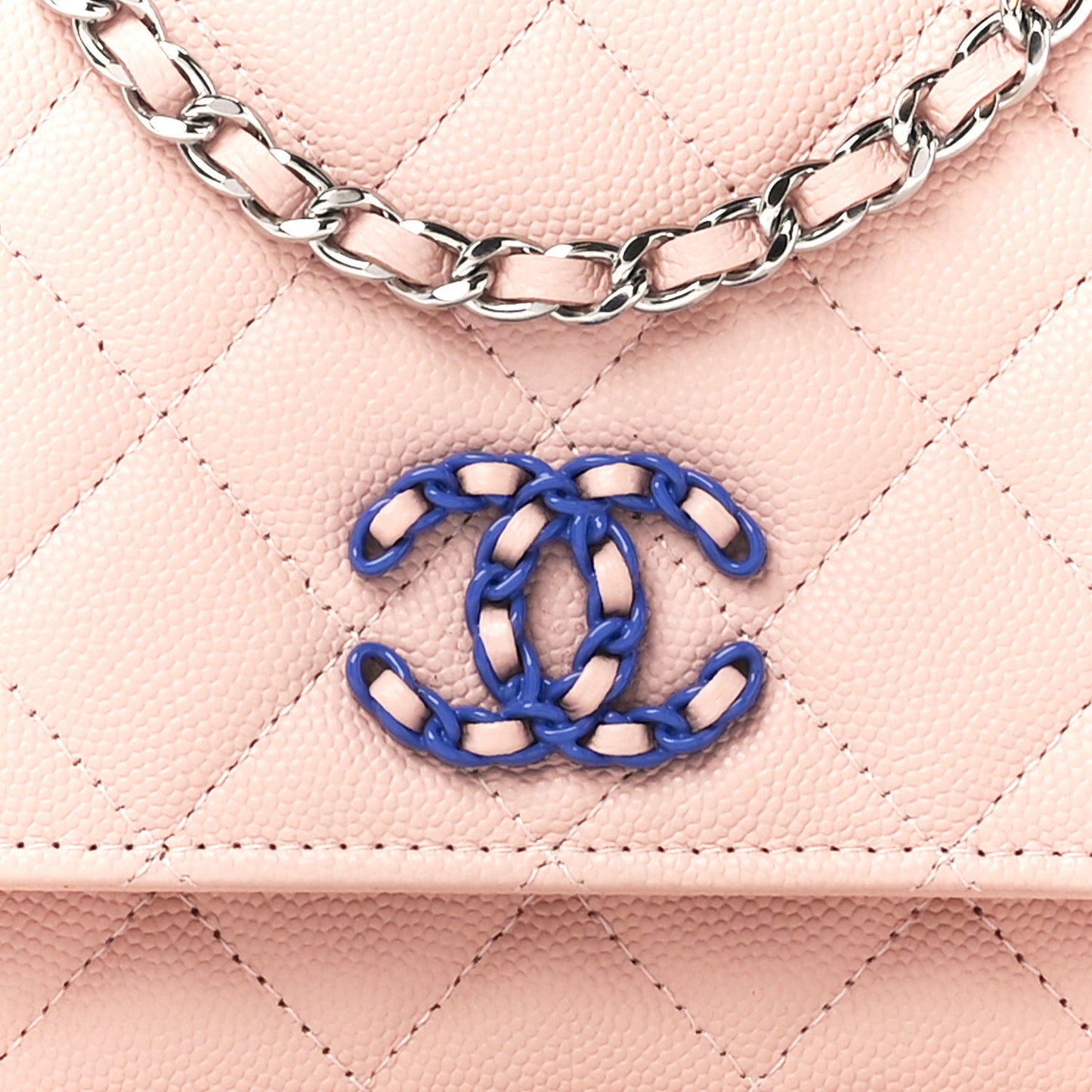 Caviar Quilted Wallet on Chain WOC Beige Blue