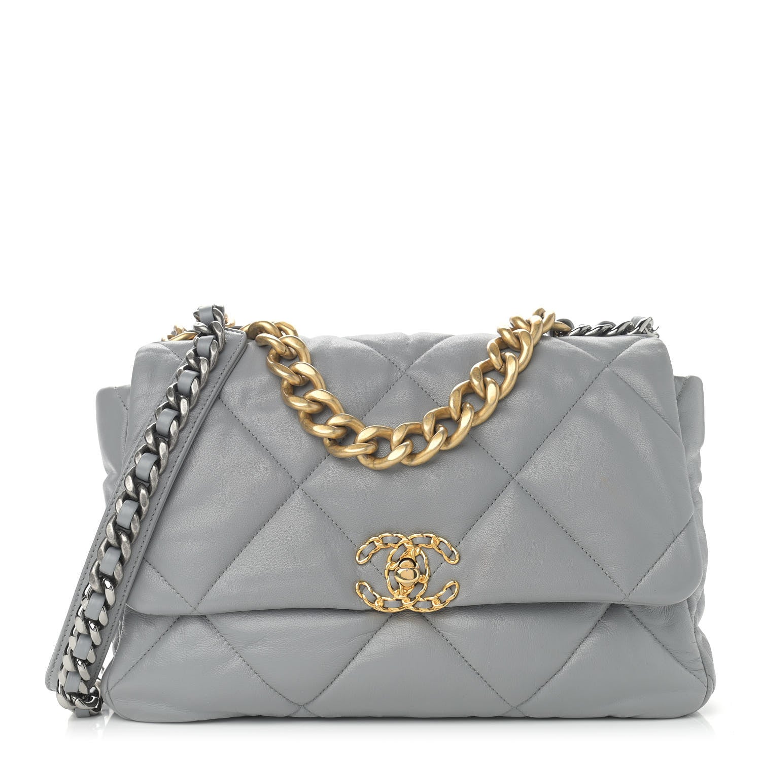 じ*ん様 CHANELグレー キルティング バッグ ま*ん様 Chanel グレー キルティングショルダーバッグ - メルカリ