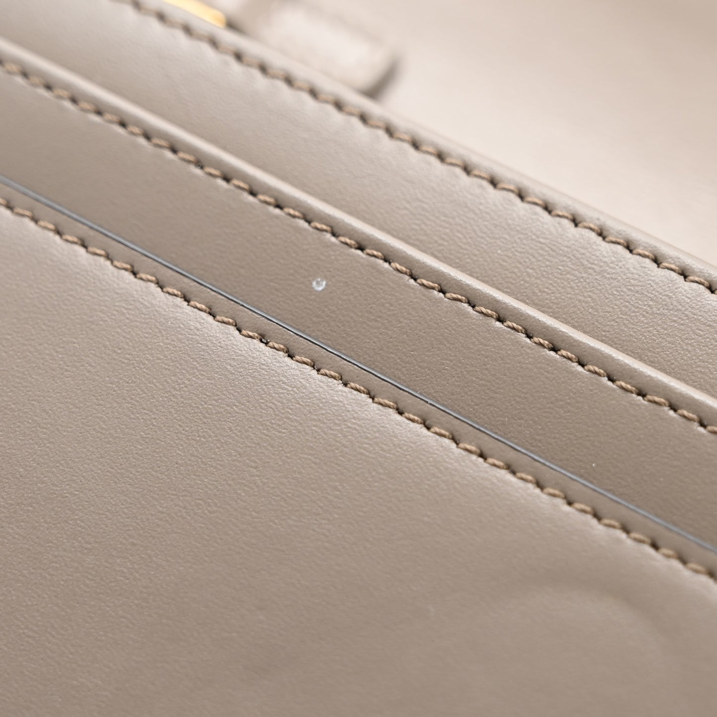 Vitello King Cruise FF Diamonds Continental Envelope Wallet On Chain Truffle Dove