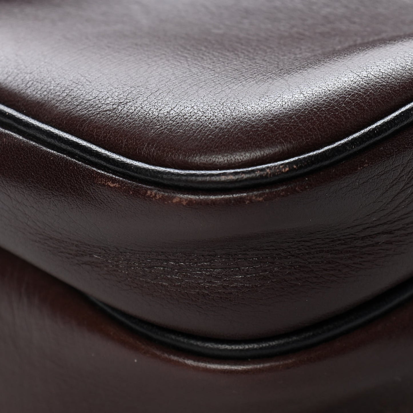 Utah Iroquois iPad Messenger Cafe