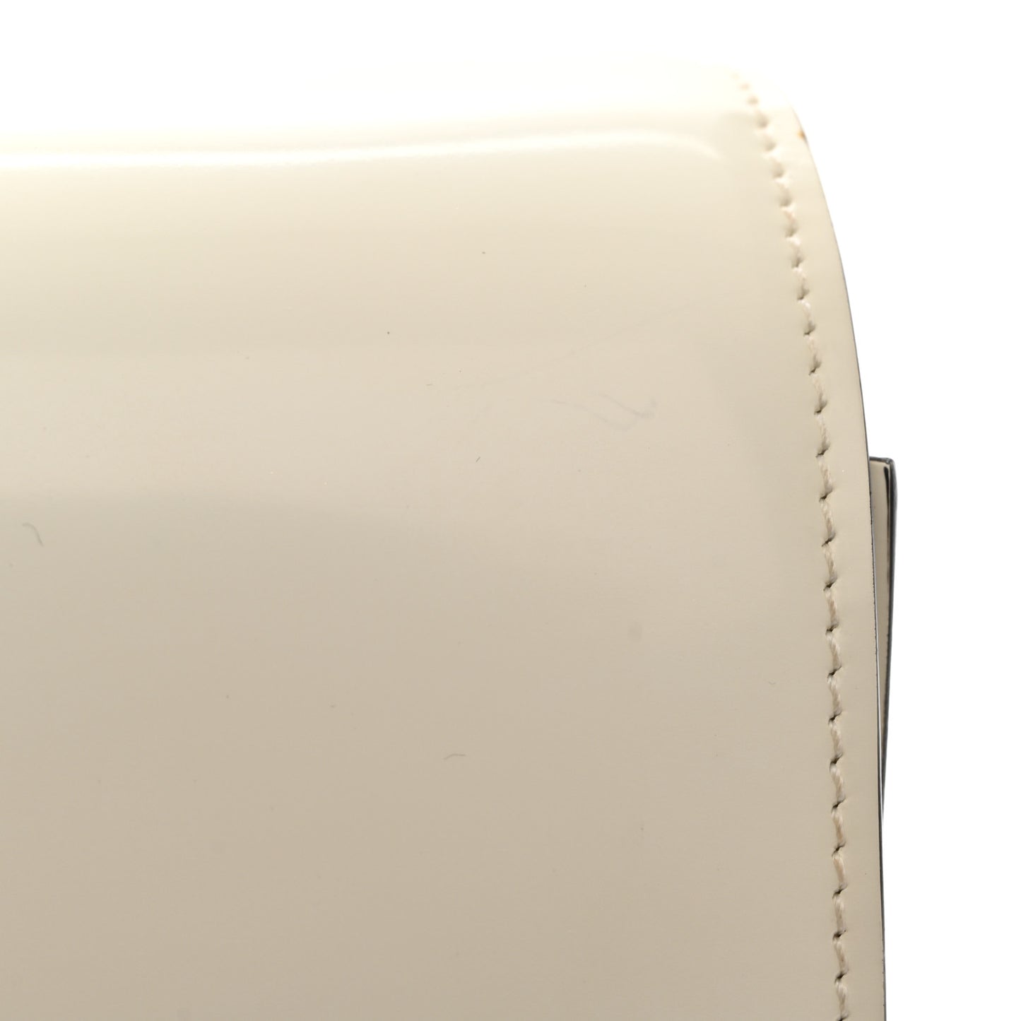 Spazzolato Calfskin Medium Classic Box Flap Bag White
