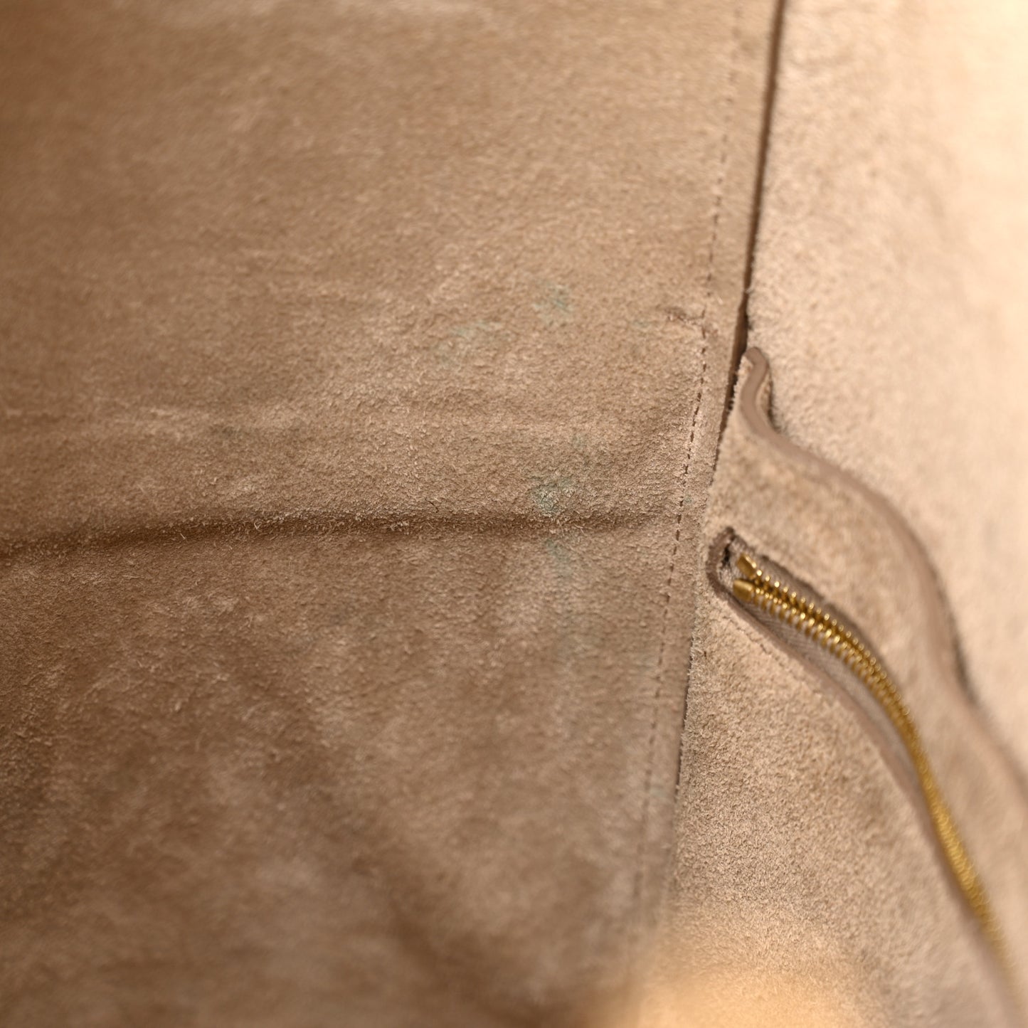 Soft Grained Calfskin Sangle Bucket Bag Dune