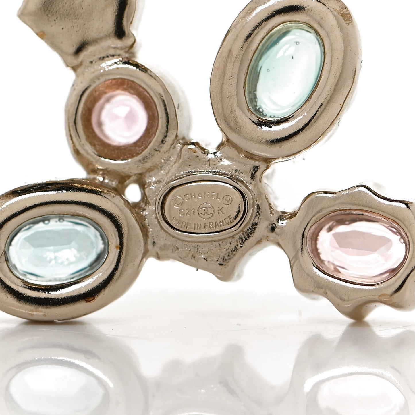 Pearl Crystal CC Brooch Gold Multicolor