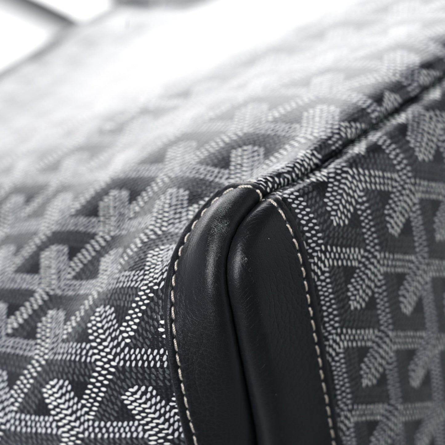 Goyardine Artois PM Grey