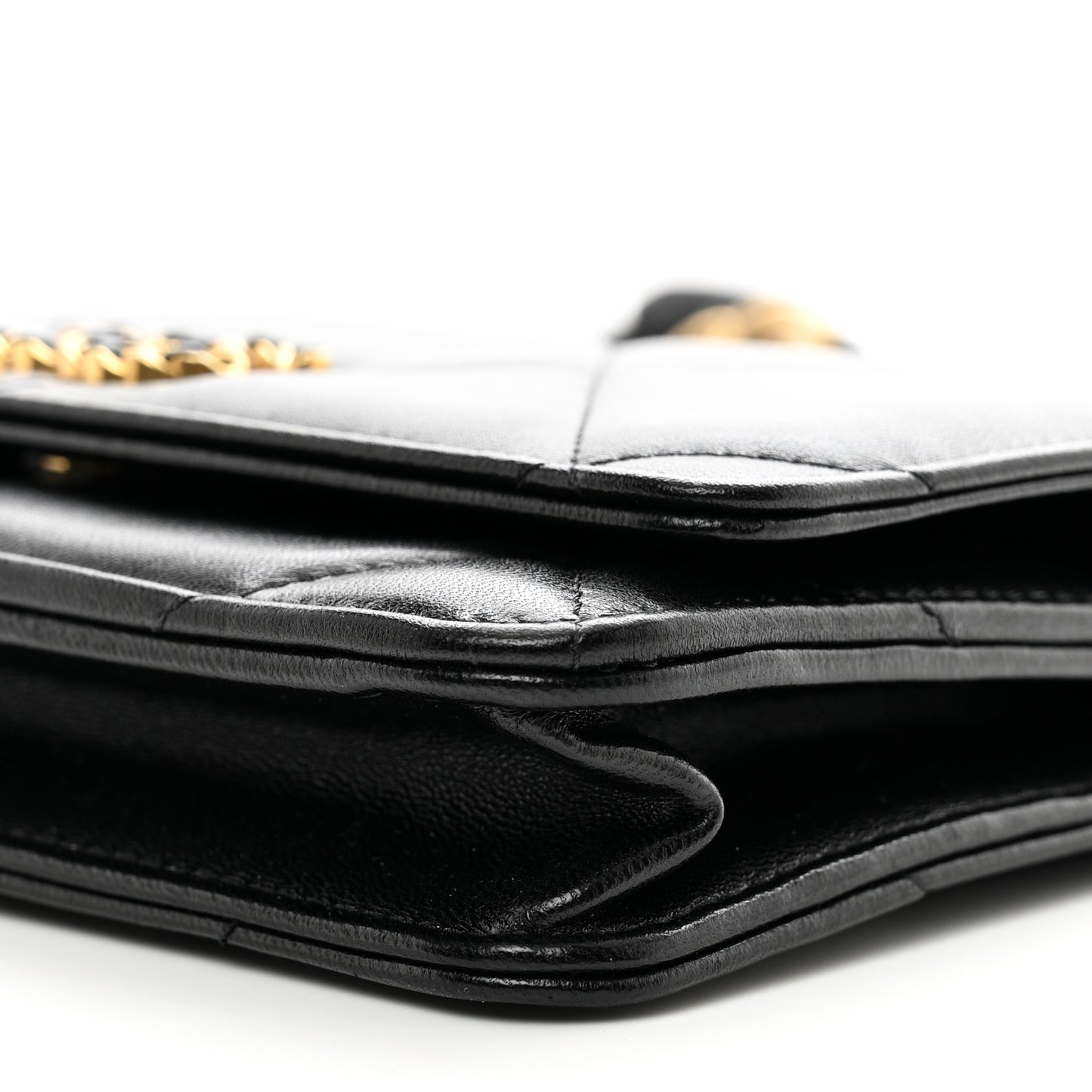 Lambskin Quilted Chanel 19 Wallet On Chain WOC Black