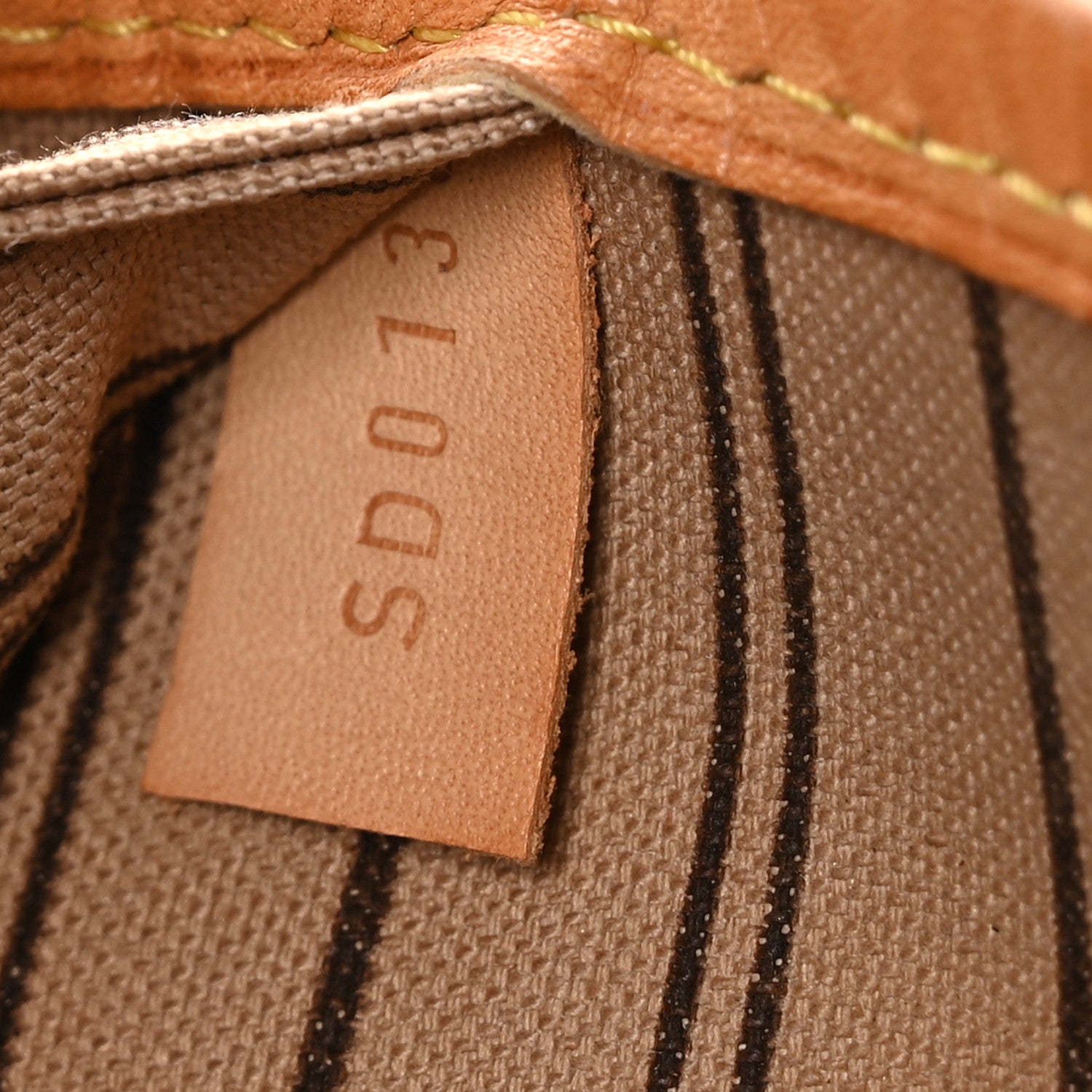 Louis Vuitton Monogram Neo Neverfull MM 7 of 10