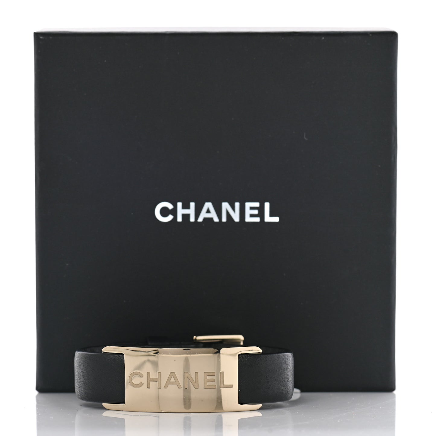 Calfskin Logo Buckle Bracelet S Black