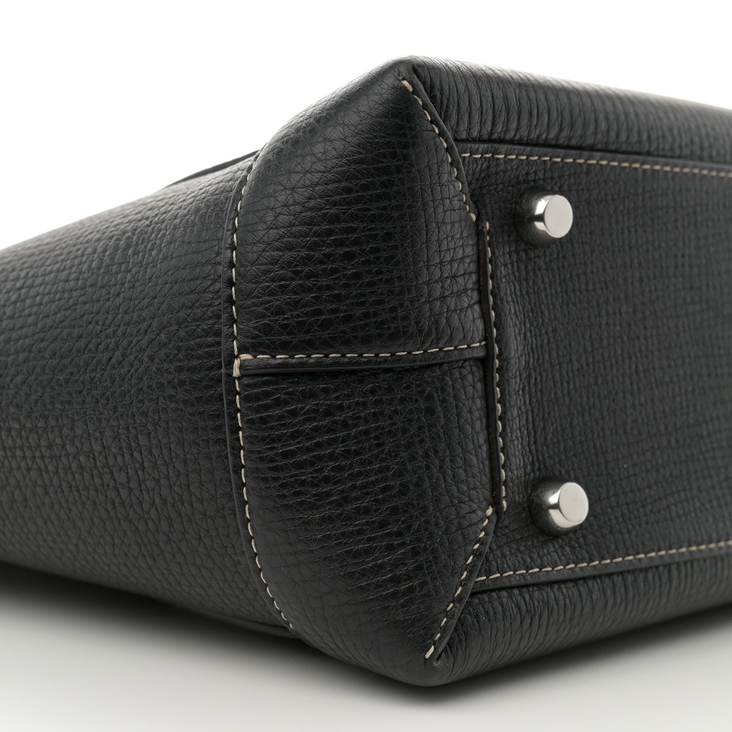 Grainy Calfskin Medium Arco Black