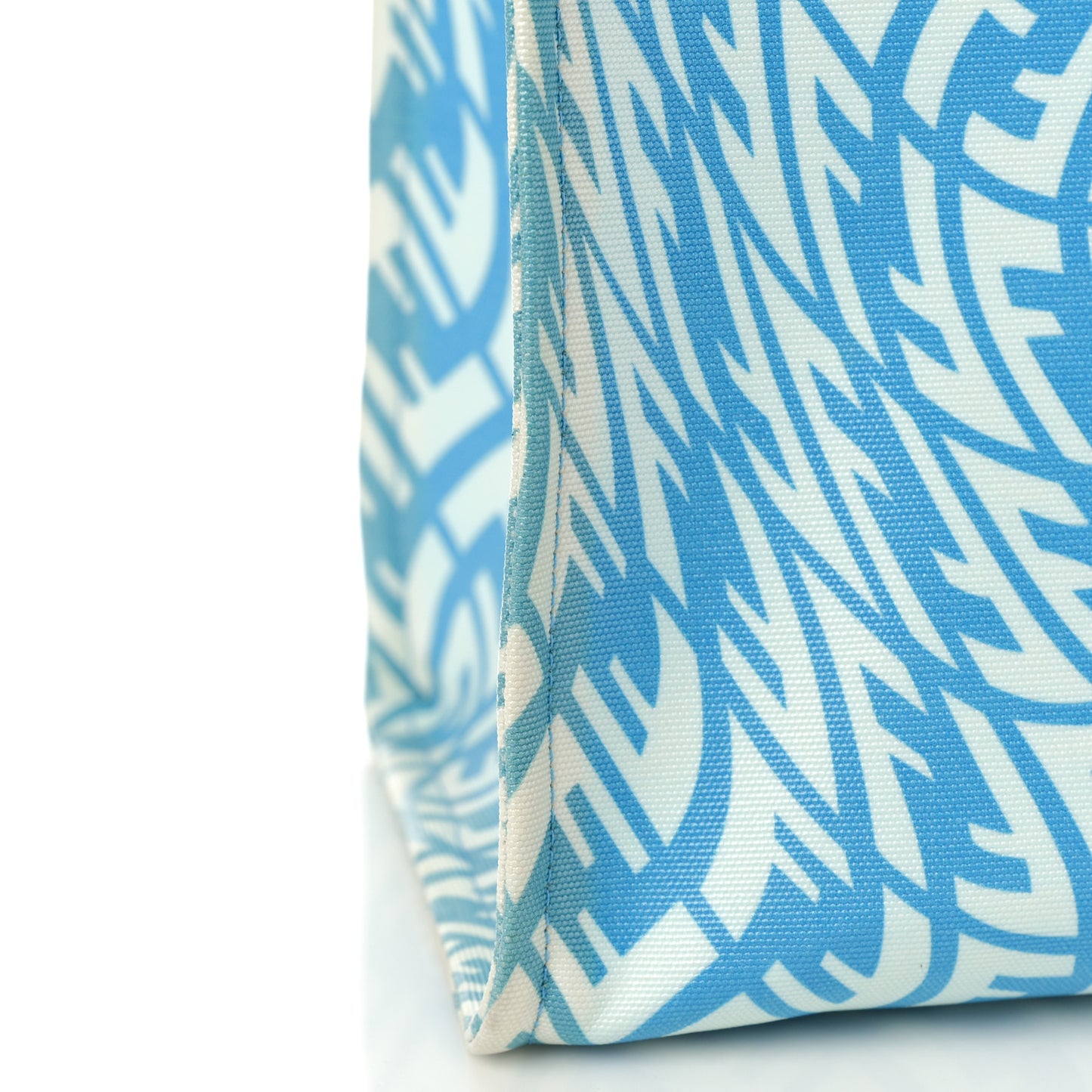 X SARAH COLEMAN Glazed Canvas Vitello King FF Vertigo Shopping Tote Bag Cyber Blue White