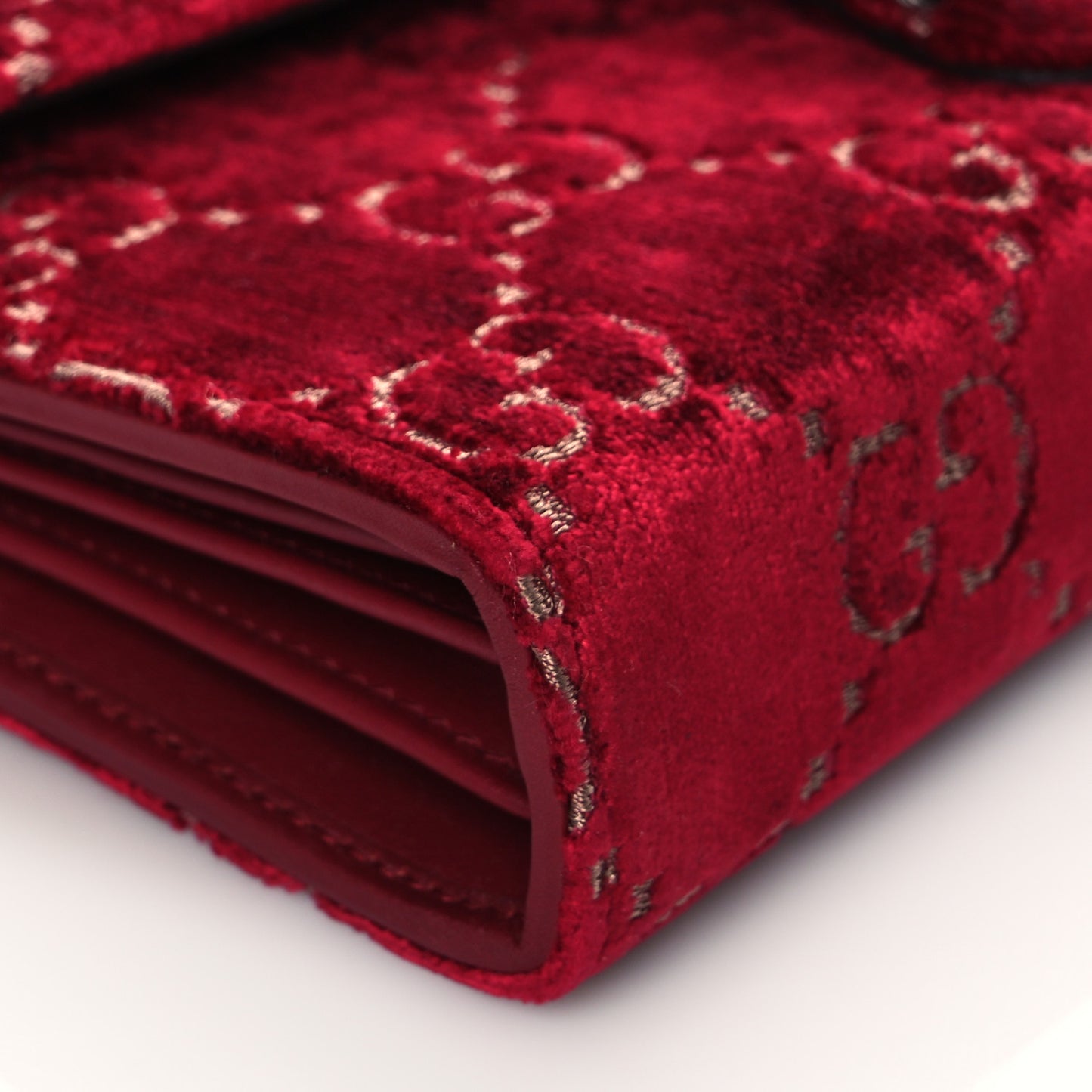 Velvet GG Monogram Mini Dionysus Chain Wallet Red Cipria