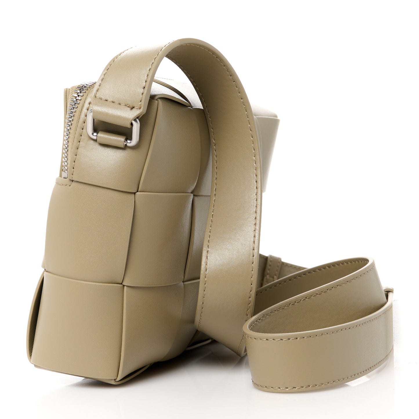Calfskin Maxi Intrecciato Cassette Camera Bag Taupe