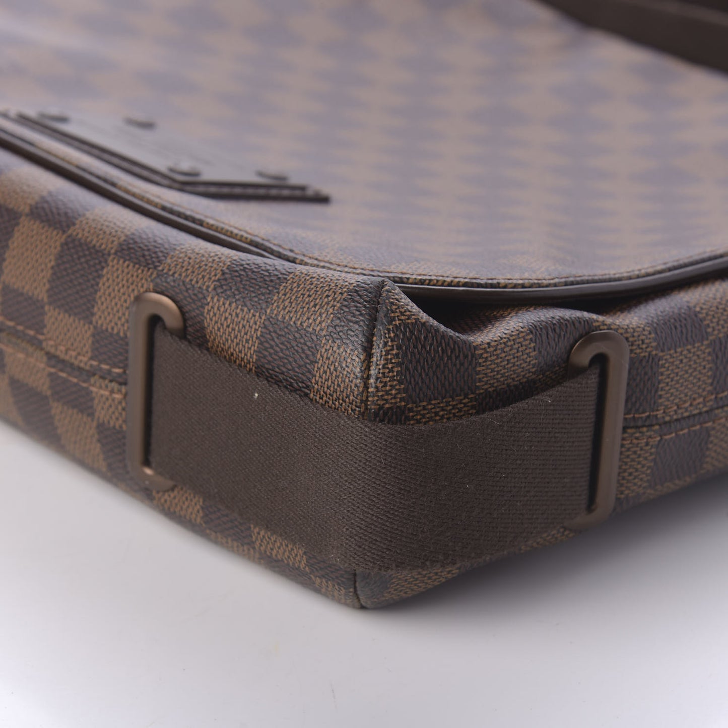 Damier Ebene Brooklyn MM