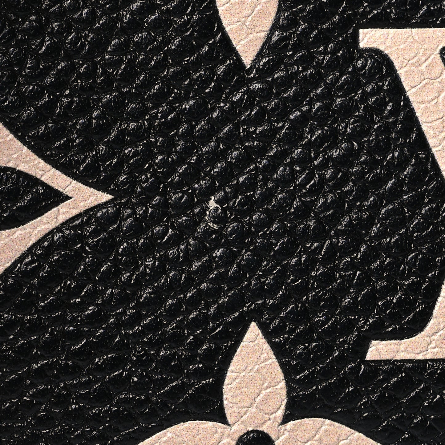 Empreinte Monogram Giant Key Pouch Black Beige