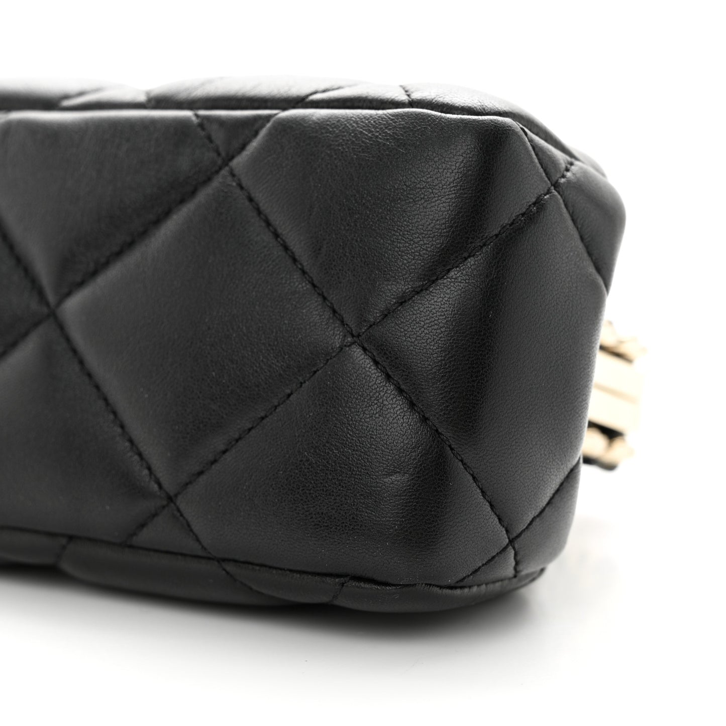 Lambskin Quilted CC Kisslock Clutch Black