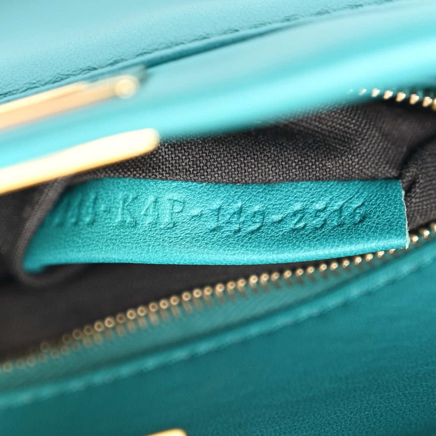 Nappa Mini Peekaboo Iconic Satchel Lago