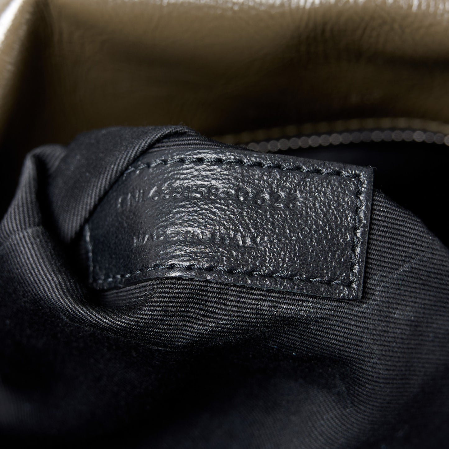 Crinkled Calfskin Matelasse Monogram Medium Niki Chain Satchel Light Musk