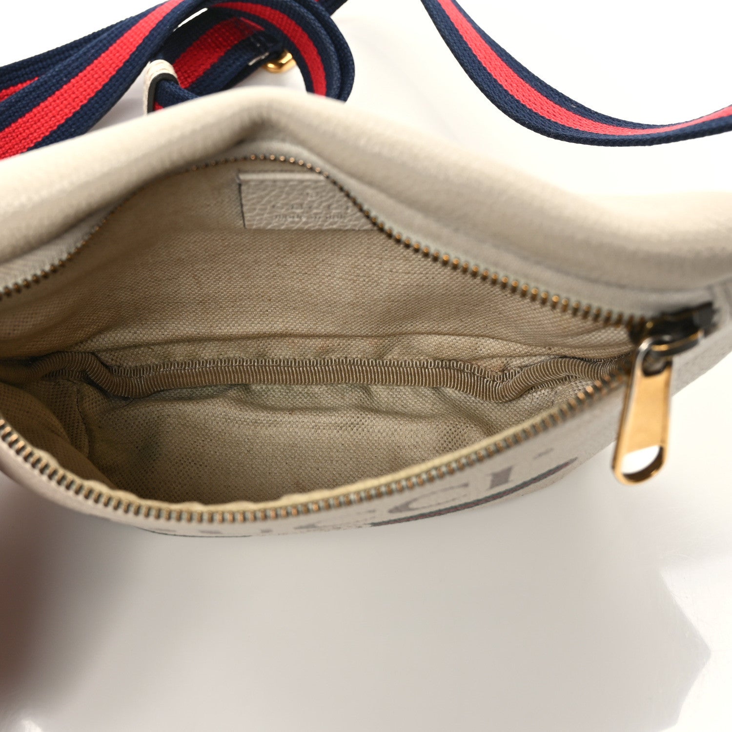 Gucci Grained Calfskin Small Logo Belt Bag White 4 of 9