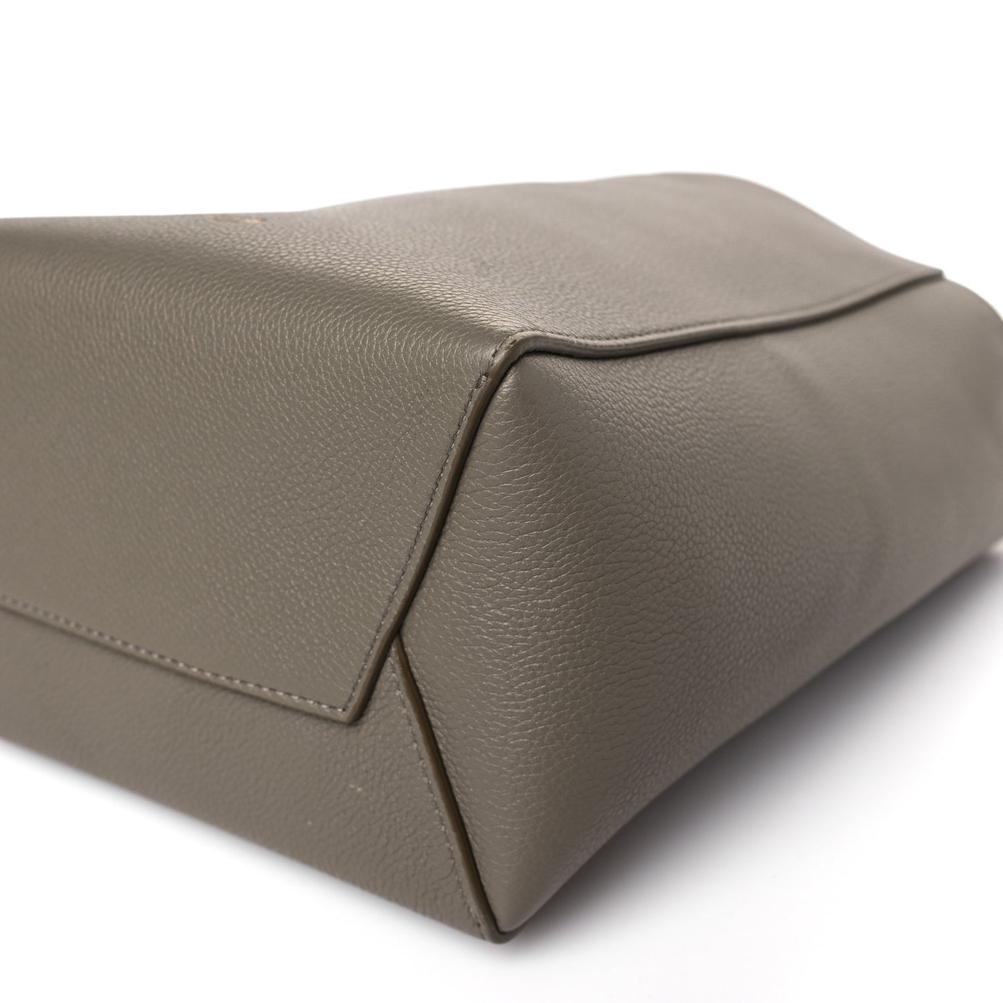 Soft Grained Calfskin Small Sangle Bucket Bag Taupe
