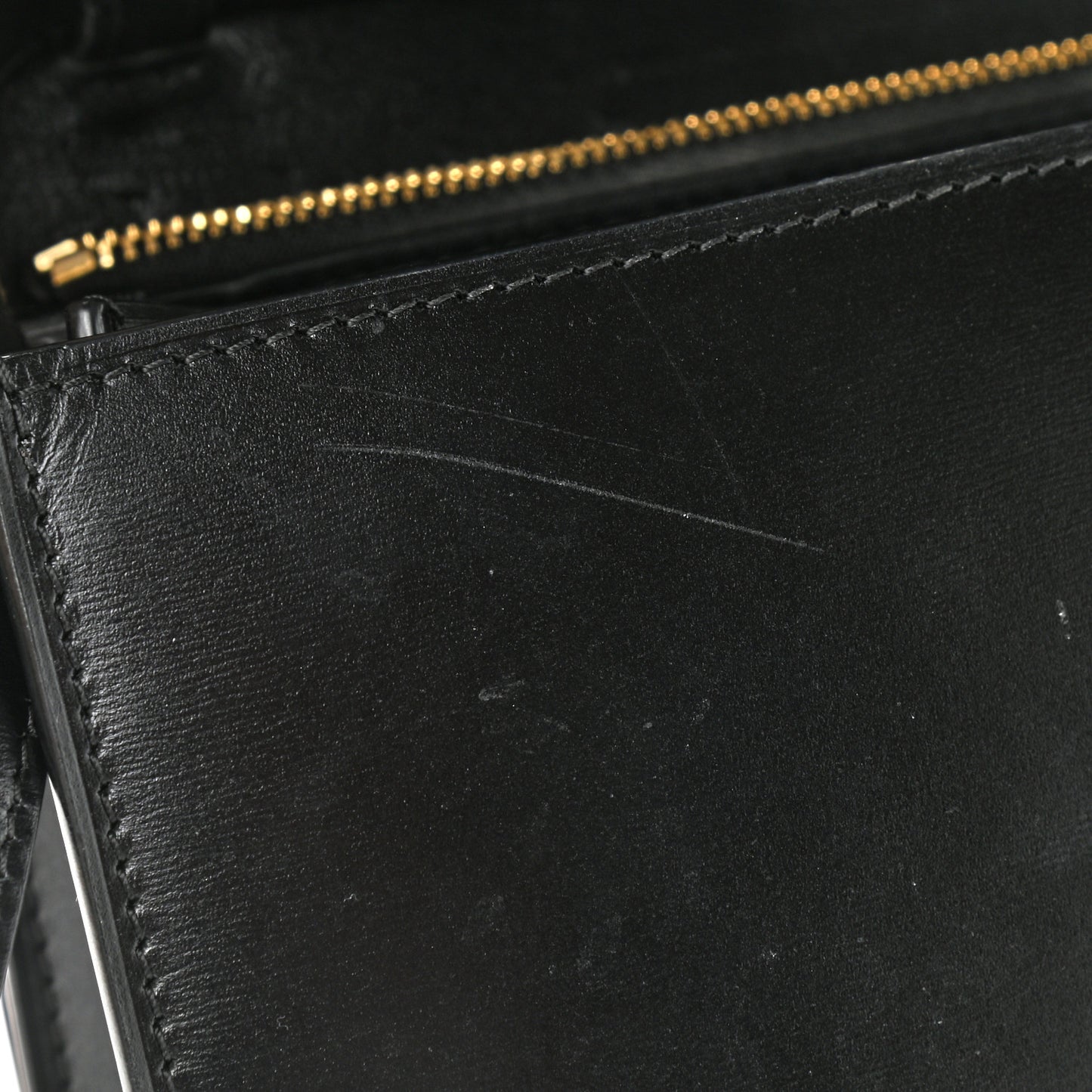 Box Calfskin Medium Classic Box Flap Black