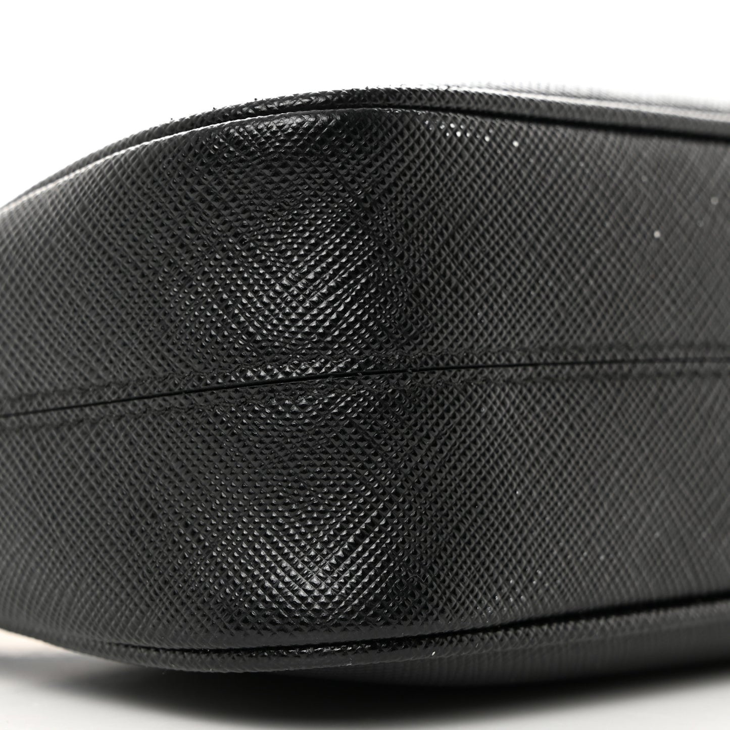 Saffiano Lux Re-Edition 2005 Shoulder Bag Black