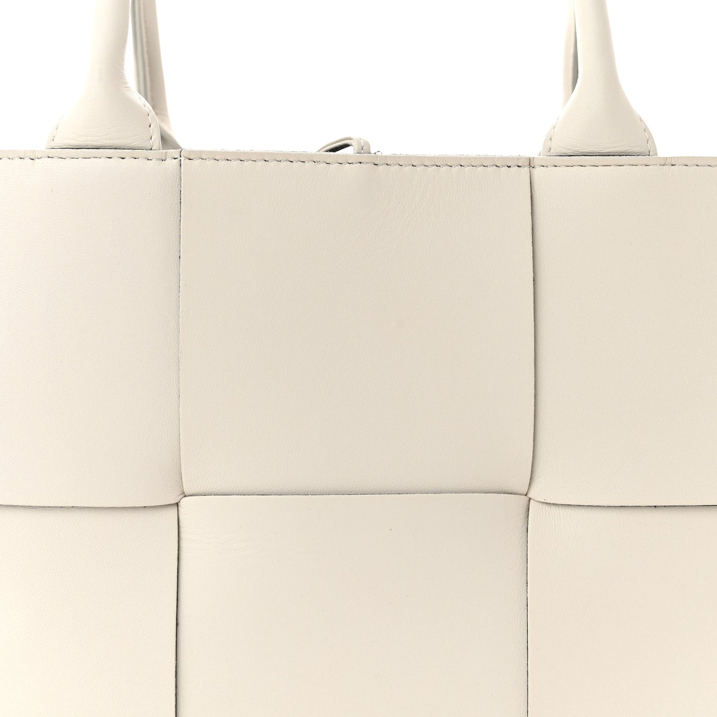 Nappa Maxi Intrecciato Medium Arco Tote Chalk Black