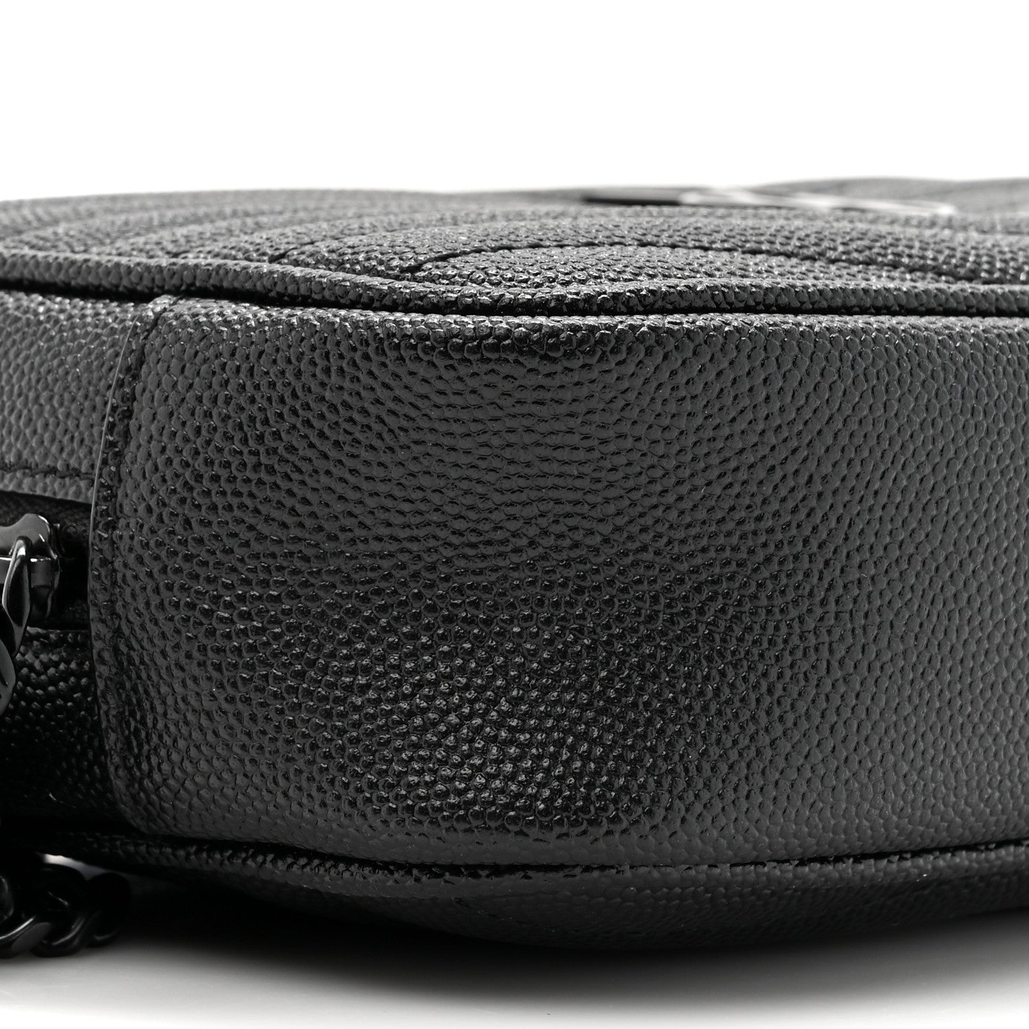 Saint Laurent Grain De Poudre Matelasse Monochrome Monogram Mini Lou Camera Bag Black 10 of 11