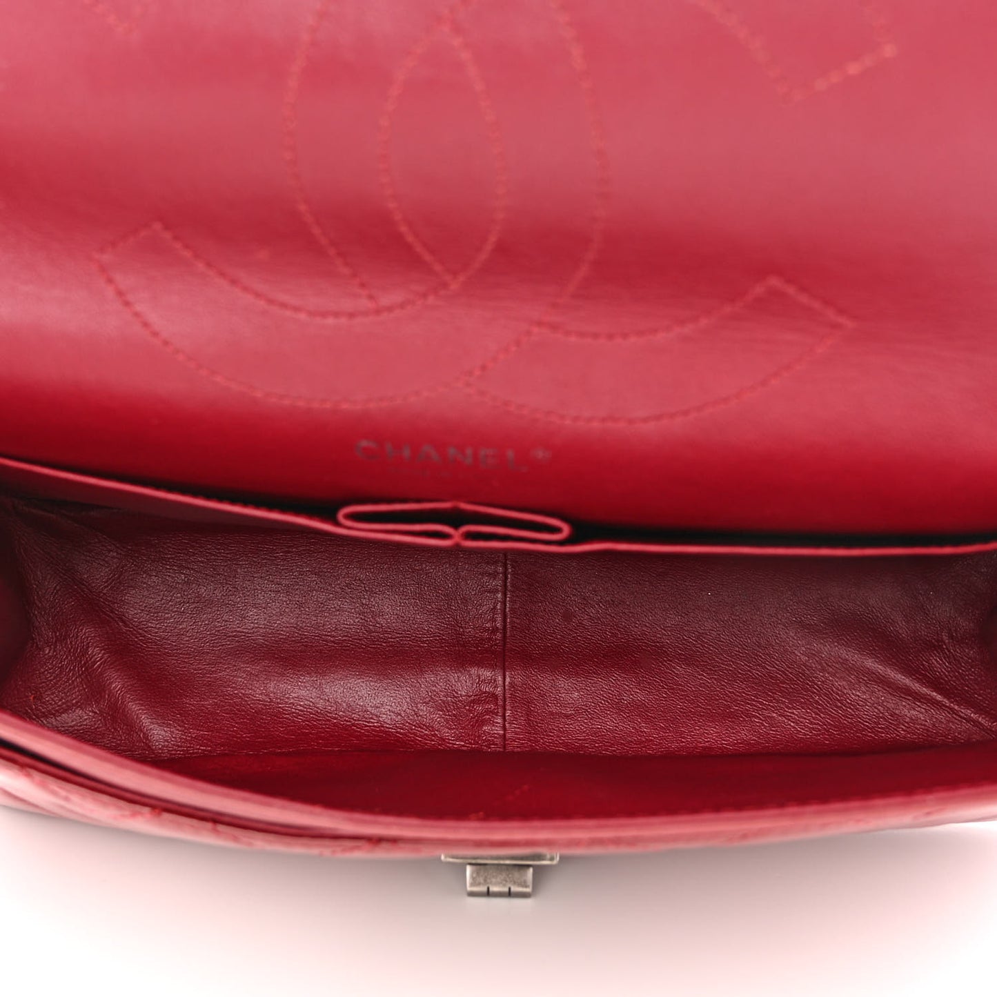 Aged Glazed Calfskin Quilted 2.55 Reissue 226 Flap Red