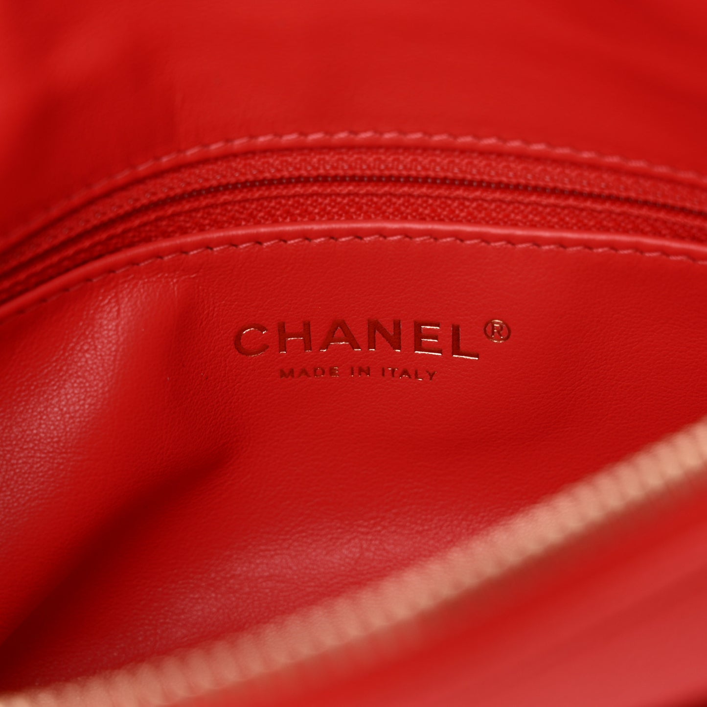 Caviar Quilted Filigree Waist Bag Red