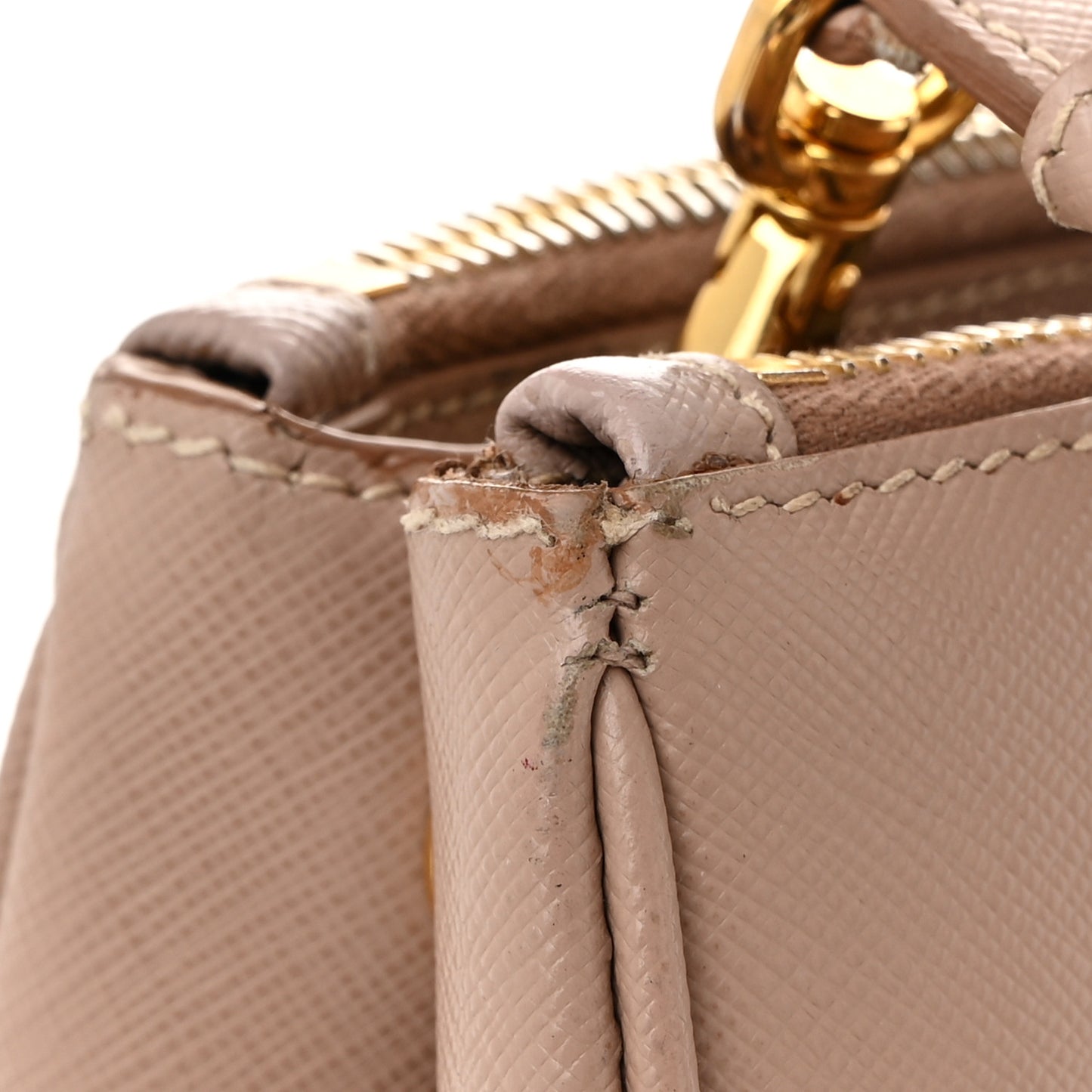 Saffiano Medium Galleria Double Zip Tote Cammeo
