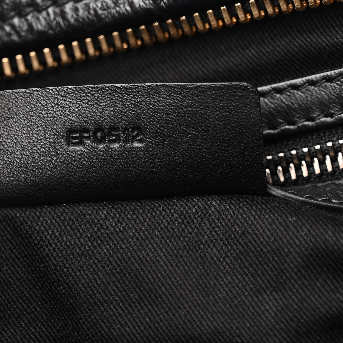 Bubble Calfskin Large Pandora Black