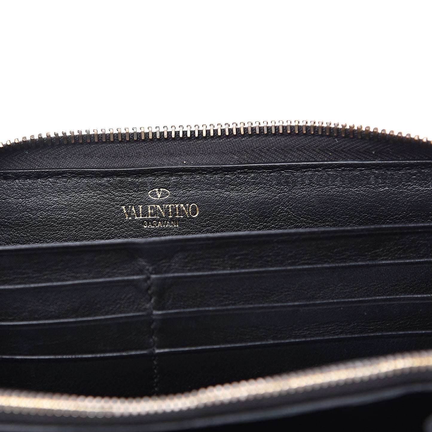Calfskin Rockstud Zip Around Wallet Black