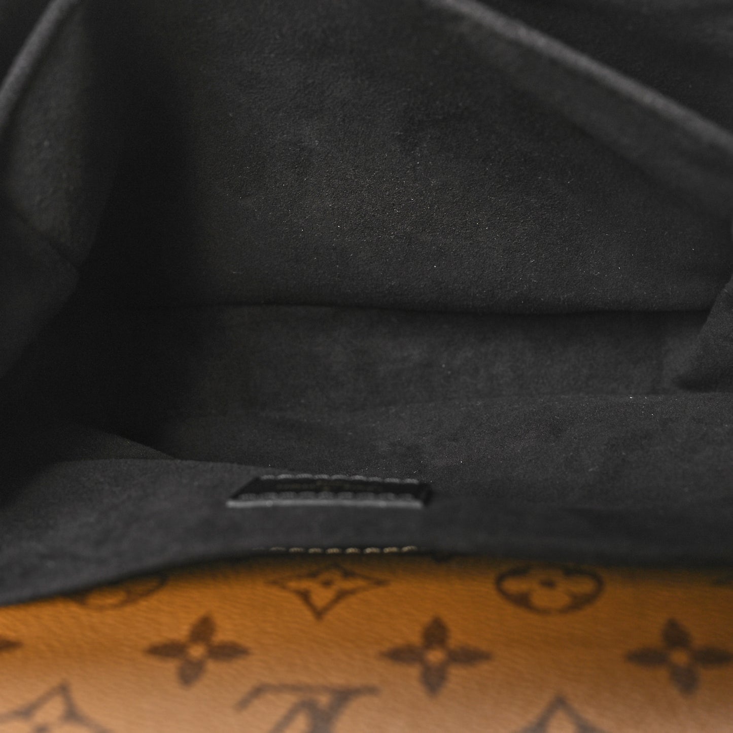 Reverse Monogram Pochette Metis