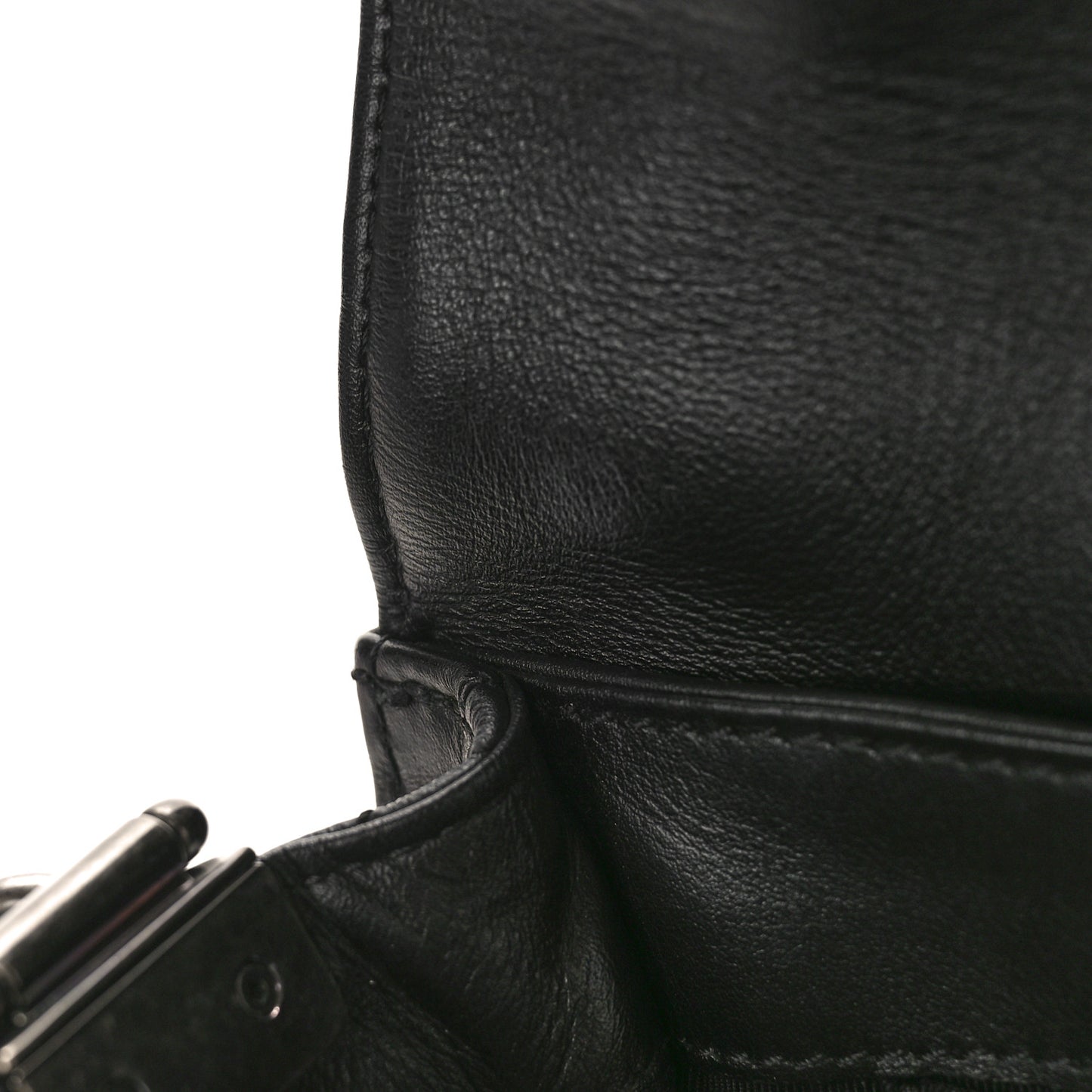 Calfskin Enchained Medium Boy Flap Black