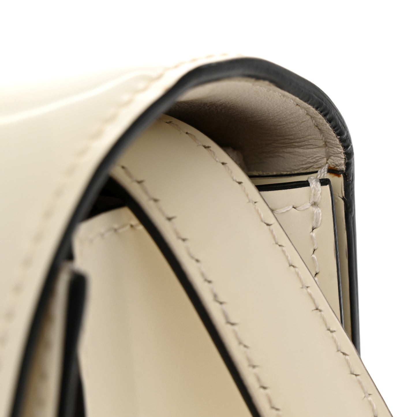 Spazzolato Calfskin Medium Classic Box Flap Bag White