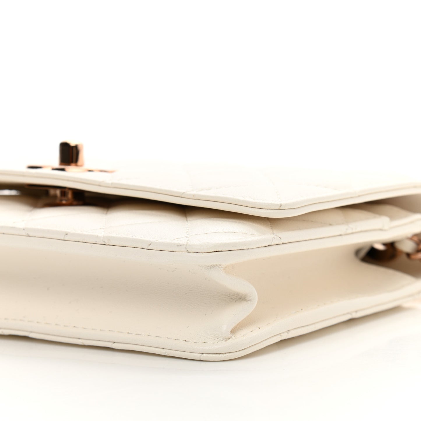 Lambskin Quilted Trendy CC Wallet On Chain WOC White