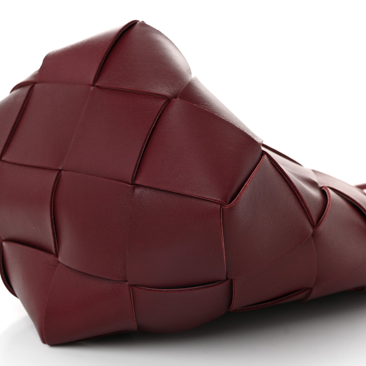 Nappa Maxi Intrecciato Clasp Bucket Bag Bordeaux